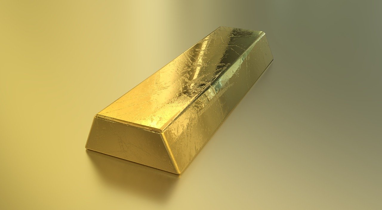 Does gold deserve your money?
